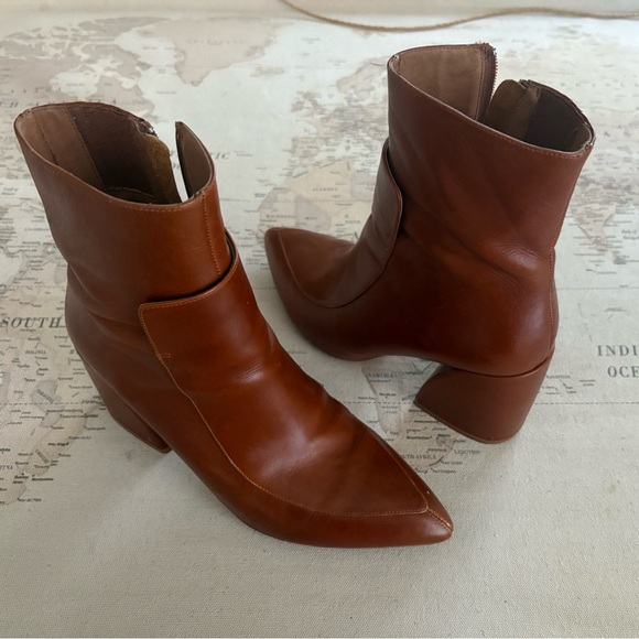 Jeffrey Campbell Bentlee Boot in Brown Calf Leather Size 9.5 Mid Ankle - Picture 2 of 15